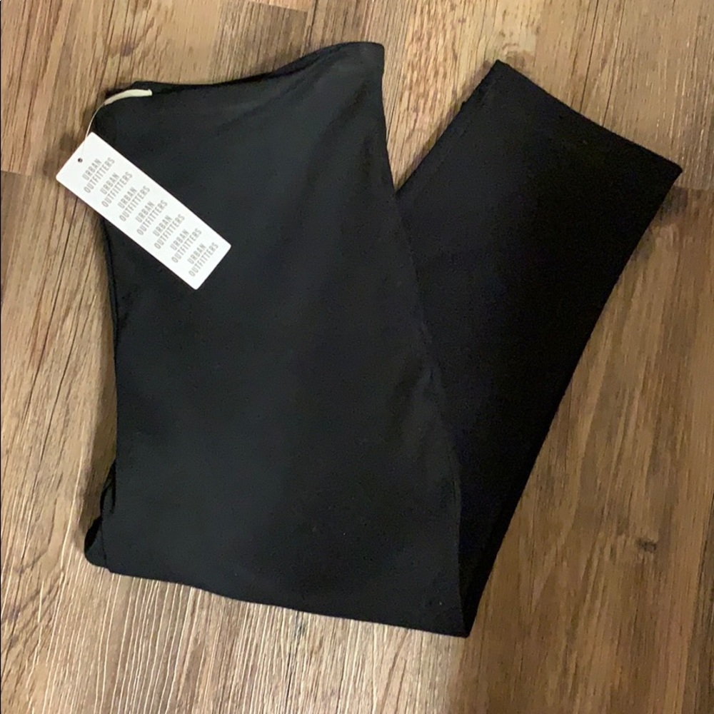 Urban outfitters black pedal pushers!